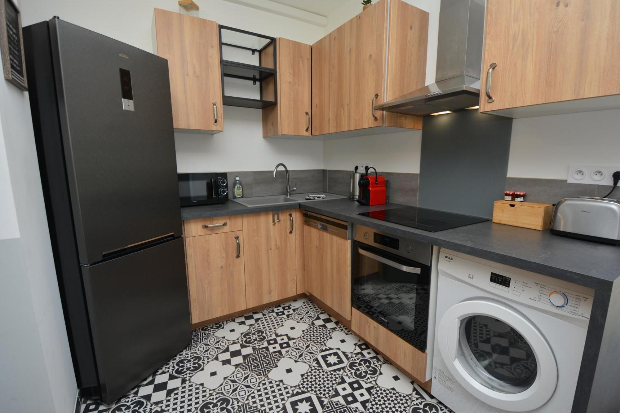 Bellavita - Cosy & Moderne - Proche Des Remparts - Climatisation Apartment อาวีญง ภายนอก รูปภาพ